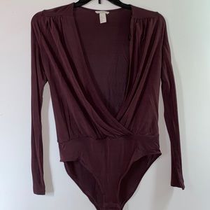 H&M Long Sleeve V-Neck Bodysuit